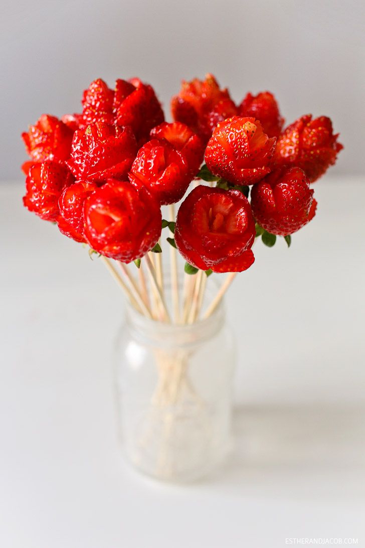 Strawberry Rose Bouquet in a vase