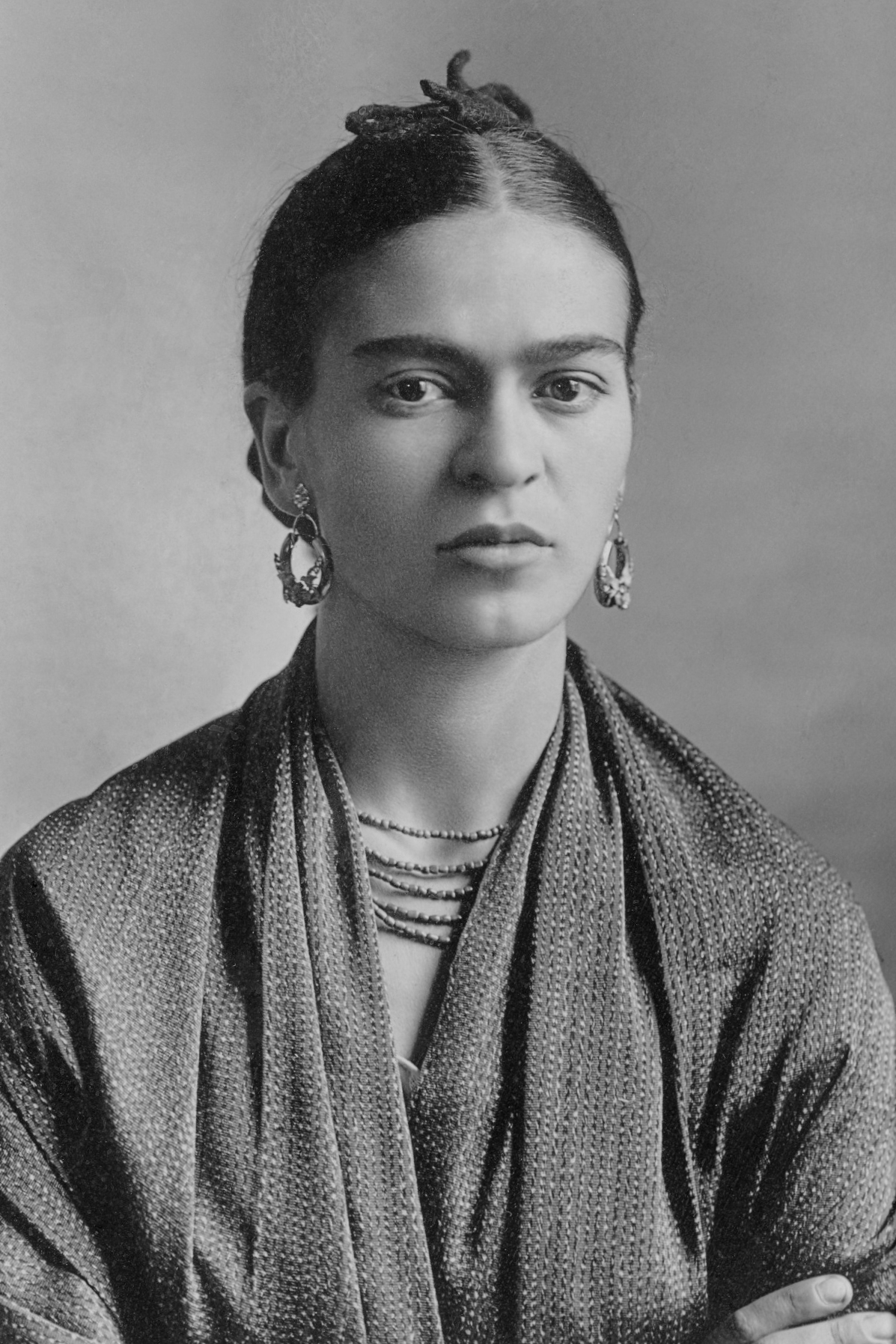 Black & White photograph of Mexican artist, Frida Kahlo