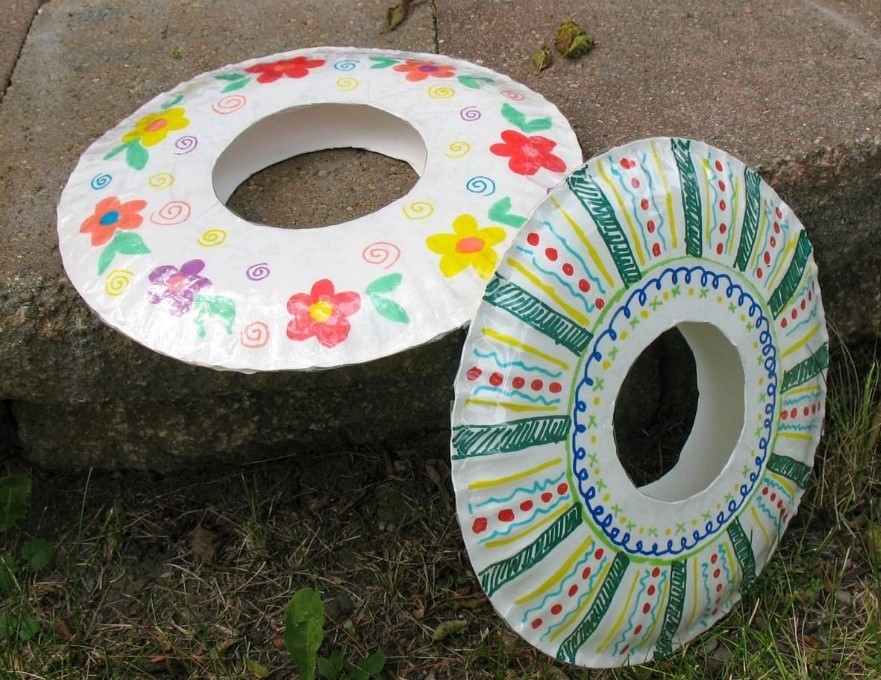 Paper Plate Frisbees