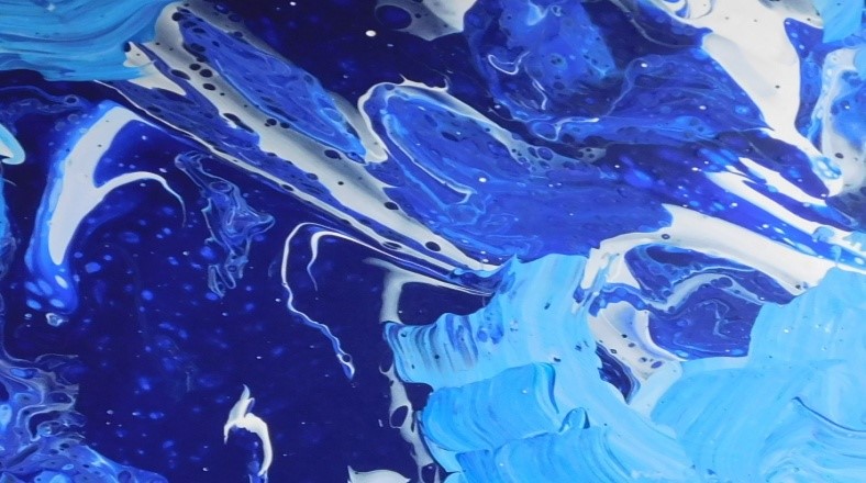 Abstract blue and white painting, representing the ocean