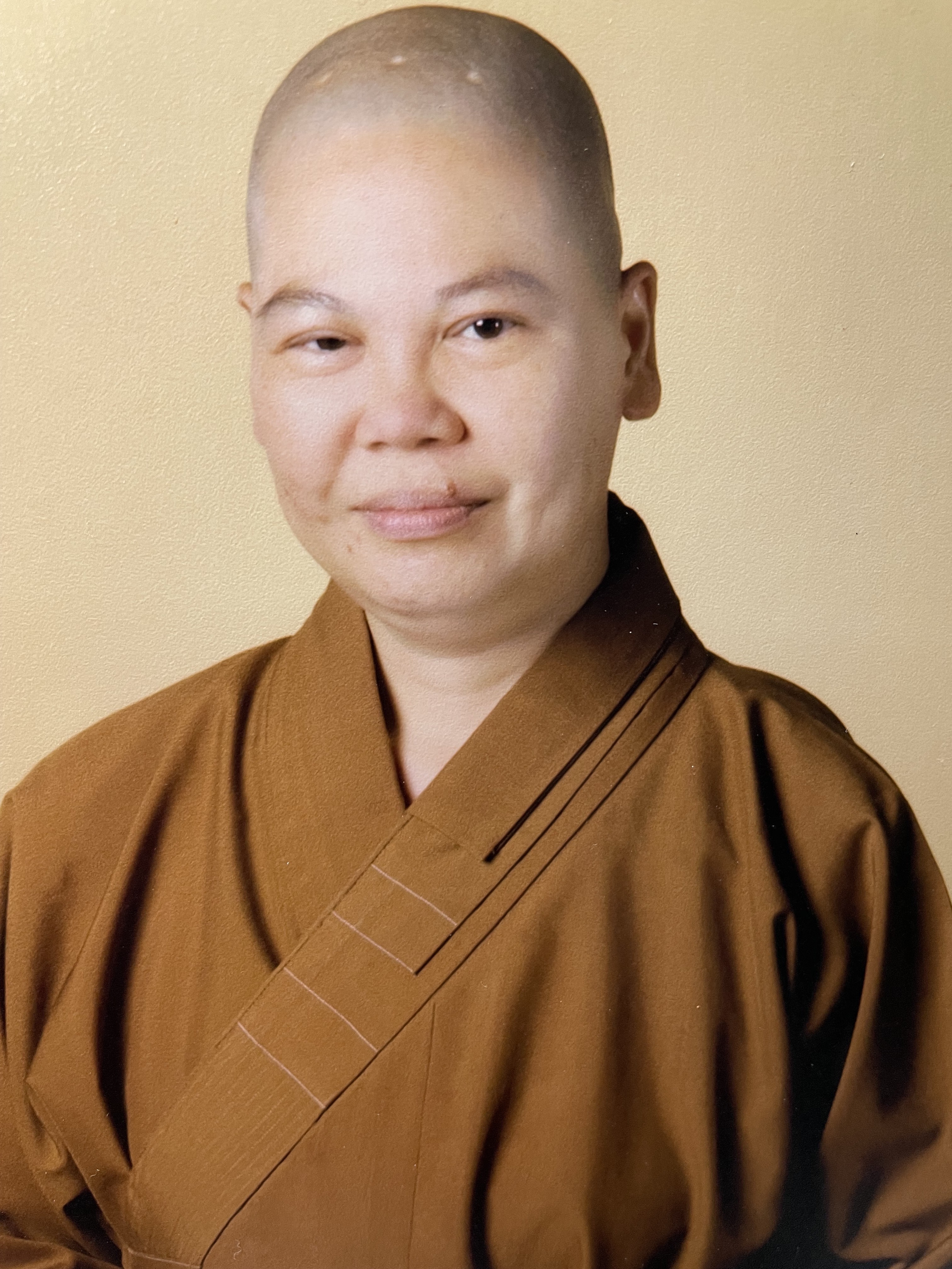 Headshot of Venerable Man Kuang