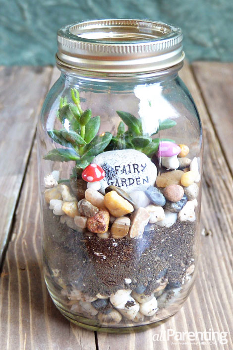 https://sandiego.librarymarket.com/sites/default/files/content/events/images/mason-jar-terrarium-vertical.jpg