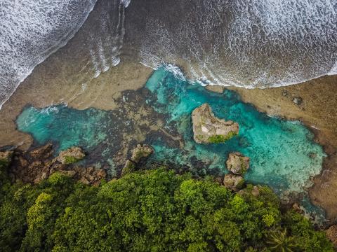 The coastline where the water meets the sea 