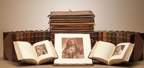 Picture of the folio and book set of The North American Indian