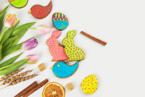 Decorated eggs, rabbits and dried fruit.