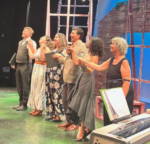 Opera A La Carte group