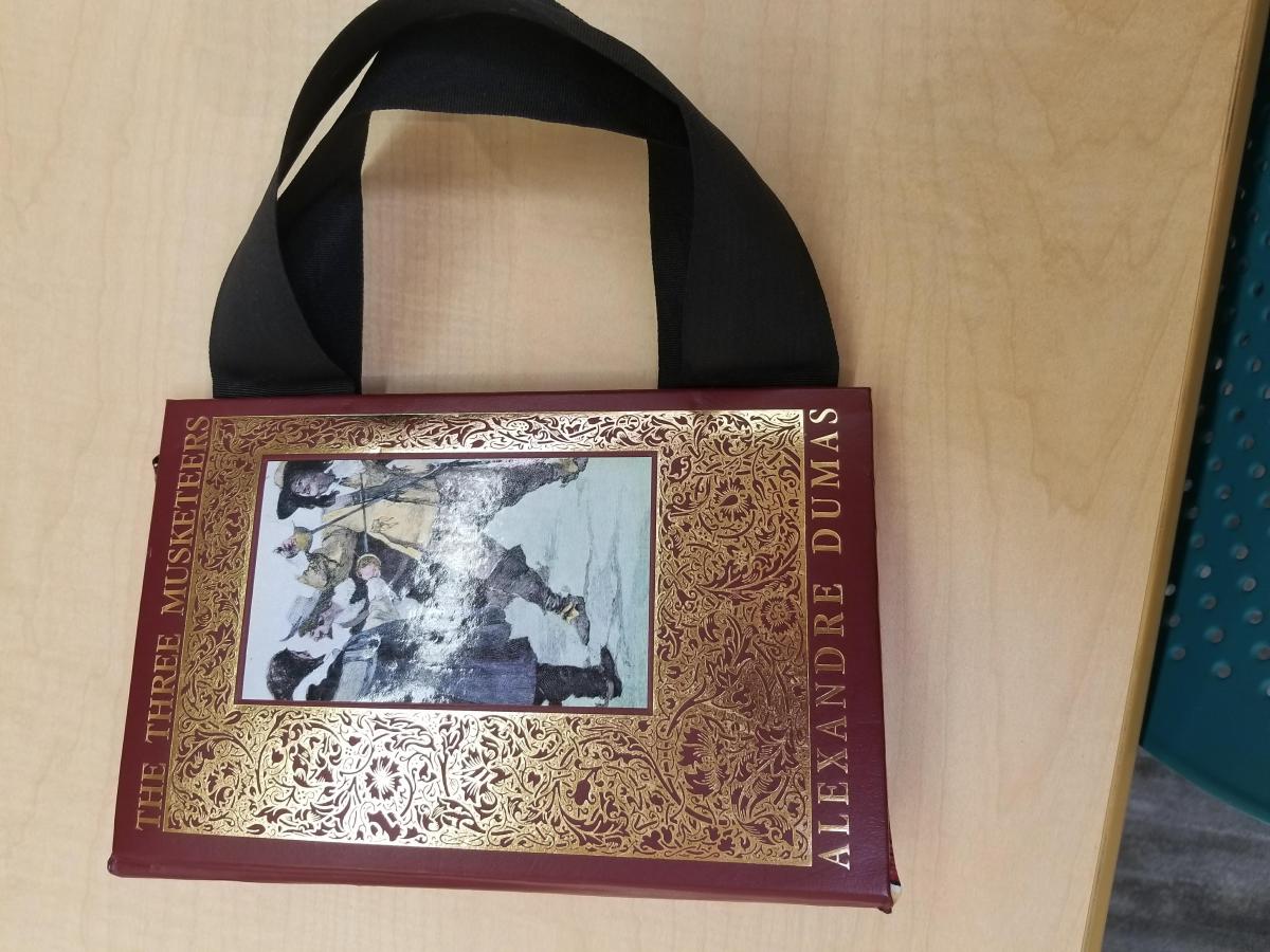 Book purse