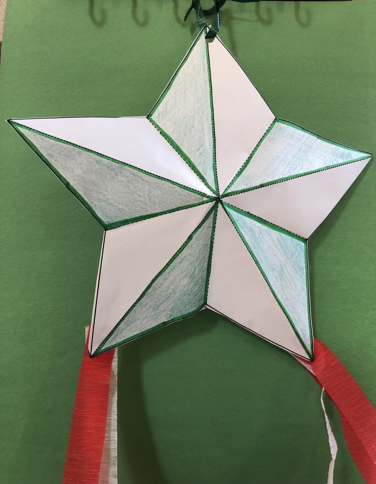 Example of the Filipino Christmas parol craft 