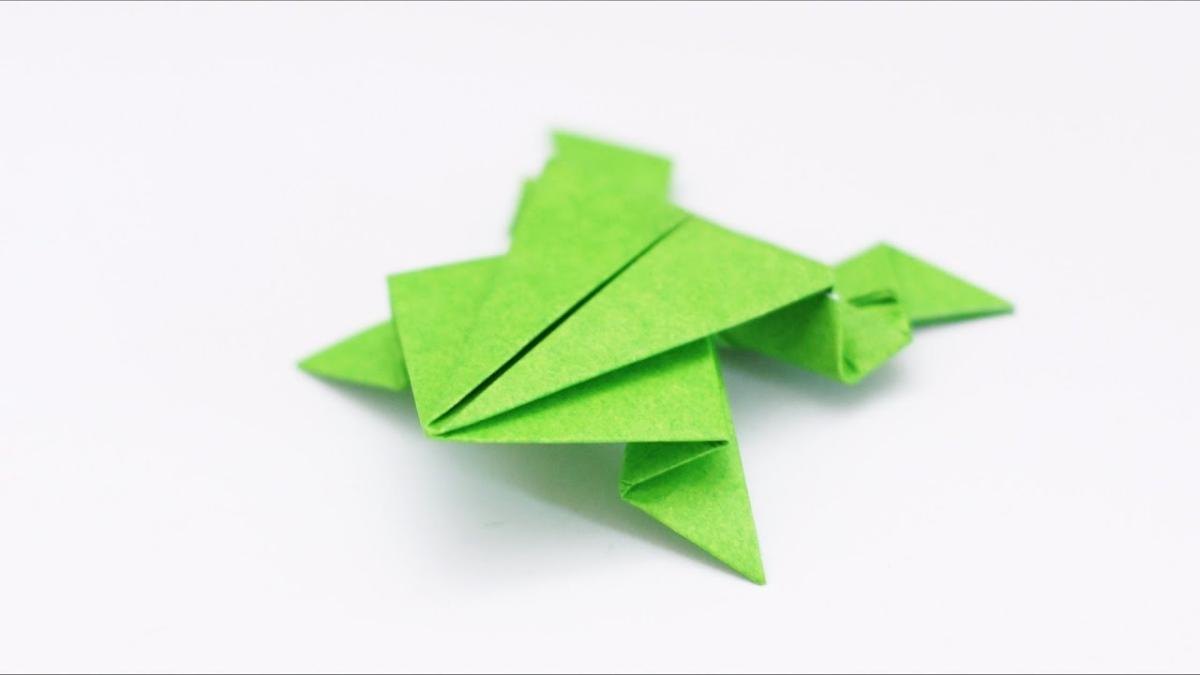 Origami frog