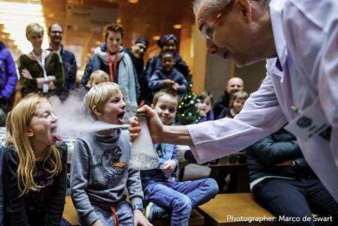 mad science entertains the audience