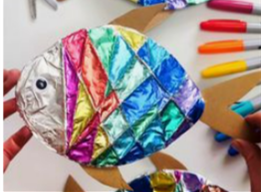 Example of an aluminum foil fish craft